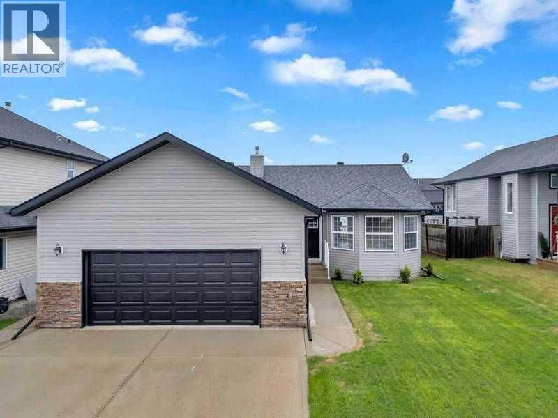 3 Liberty Place, Sylvan Lake, Alberta  T4S 0A2 - Photo 33 - A2238785