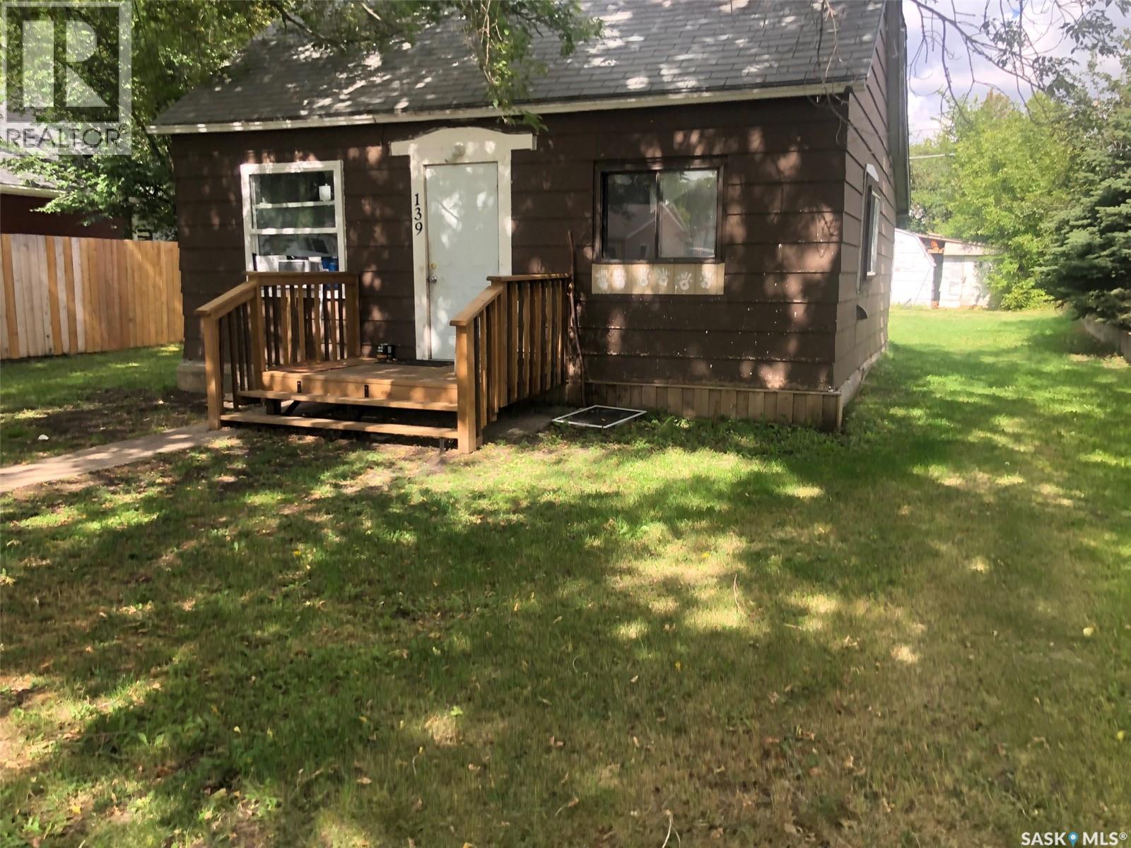 139 Harvey Street, Kamsack, Saskatchewan  S0A 1S0 - Photo 2 - SK027419