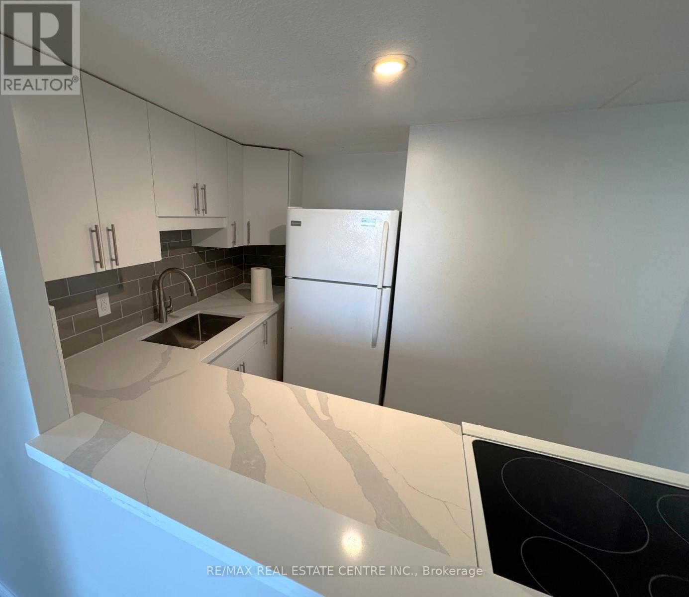 508 - 260 Sheldon Avenue N, Kitchener, Ontario  N2H 6P2 - Photo 9 - X12729766