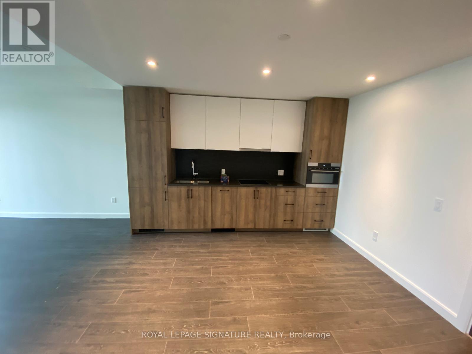 806 - 741 King Street W, Kitchener, Ontario  N2G 0E9 - Photo 7 - X12729812