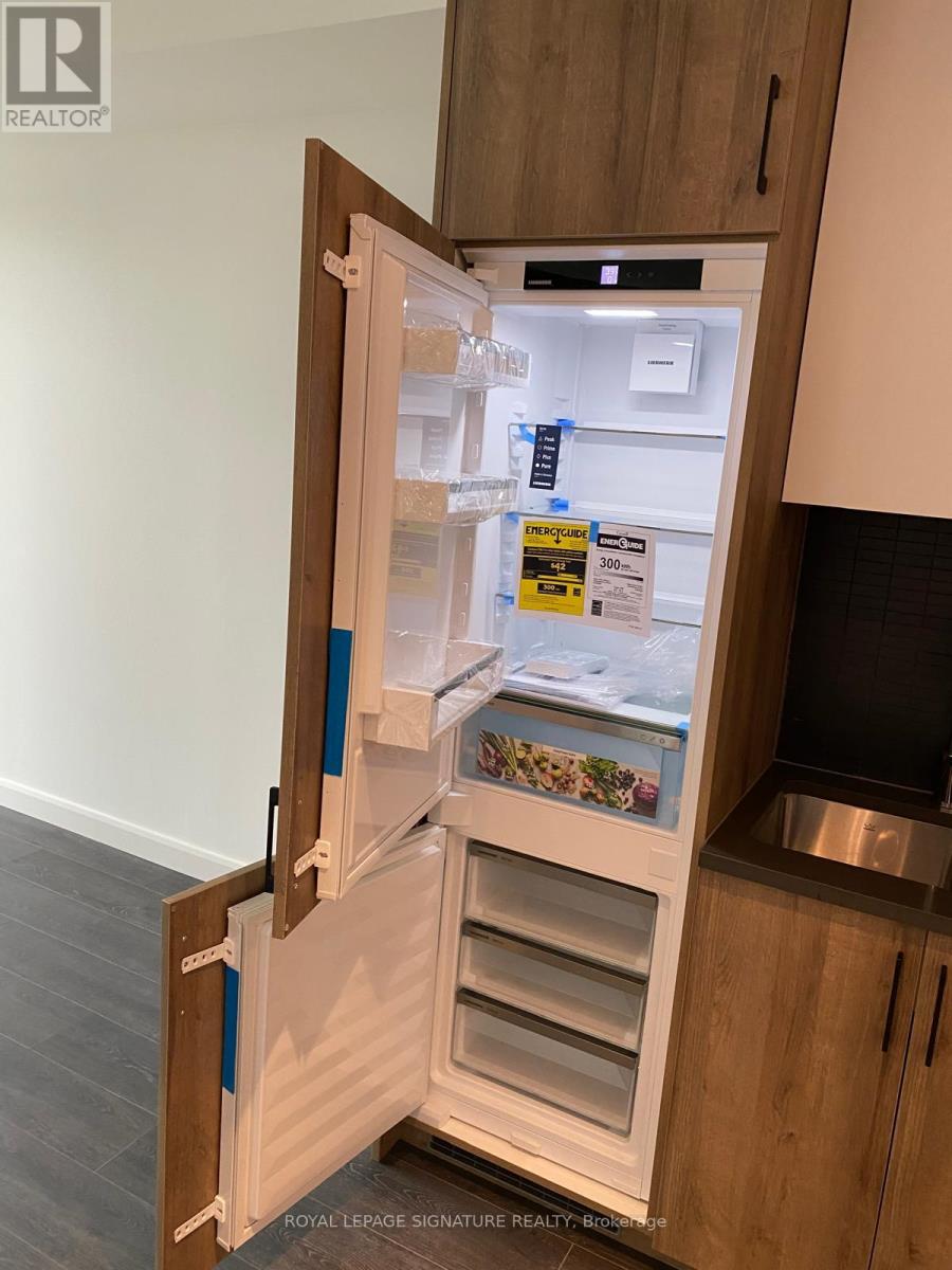 806 - 741 King Street W, Kitchener, Ontario  N2G 0E9 - Photo 9 - X12729812