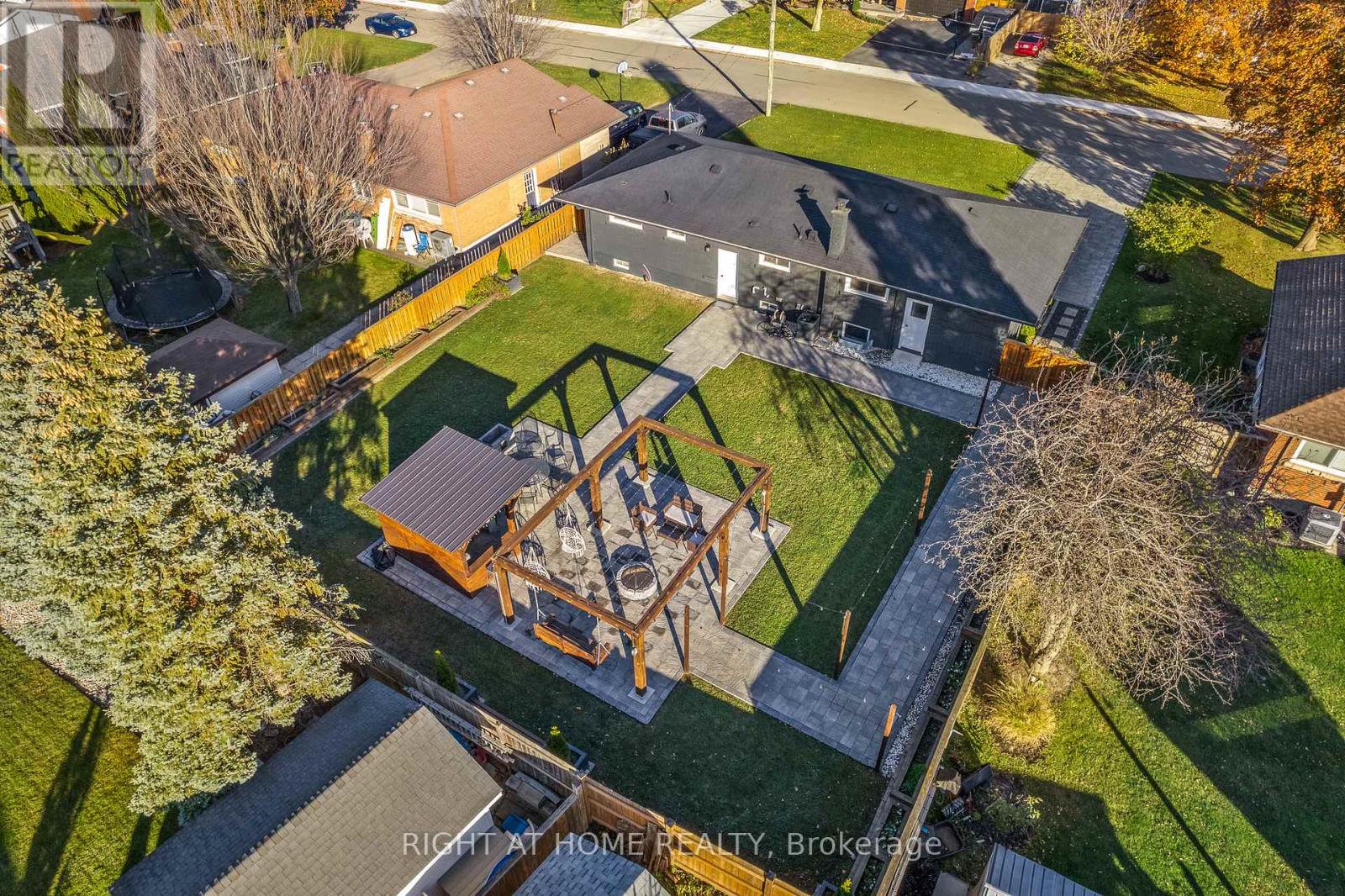 15 Andres Street, Niagara-On-The-Lake, Ontario  L0S 1J0 - Photo 41 - X12729816