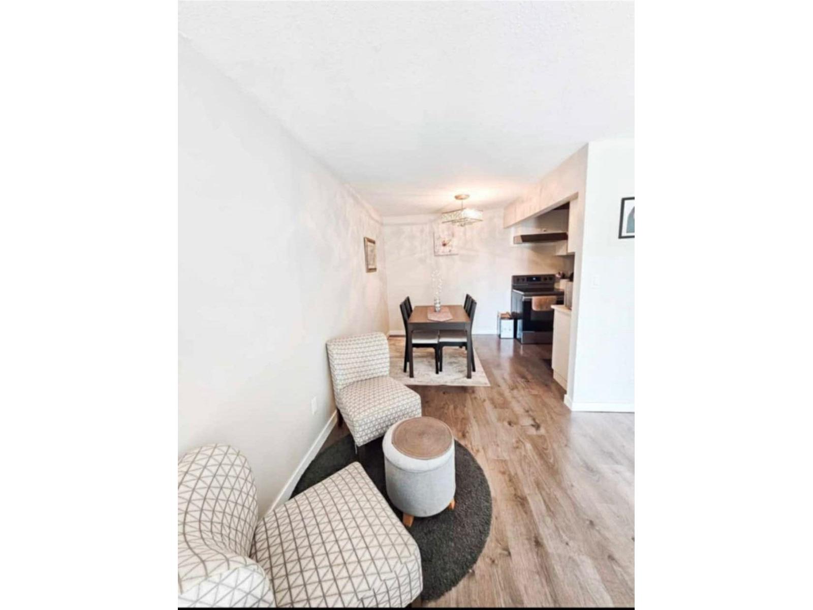 206 10438 148 Street, Surrey, British Columbia  V3R 8S9 - Photo 3 - R3082893