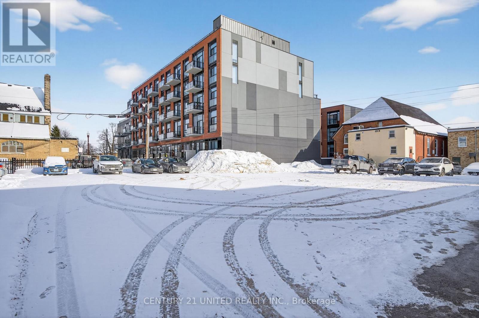 168/172 Brock Street, Peterborough, Ontario  K9H 2P4 - Photo 3 - X12729898