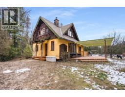 3918 PASSMORE UPPER Road, passmore, British Columbia