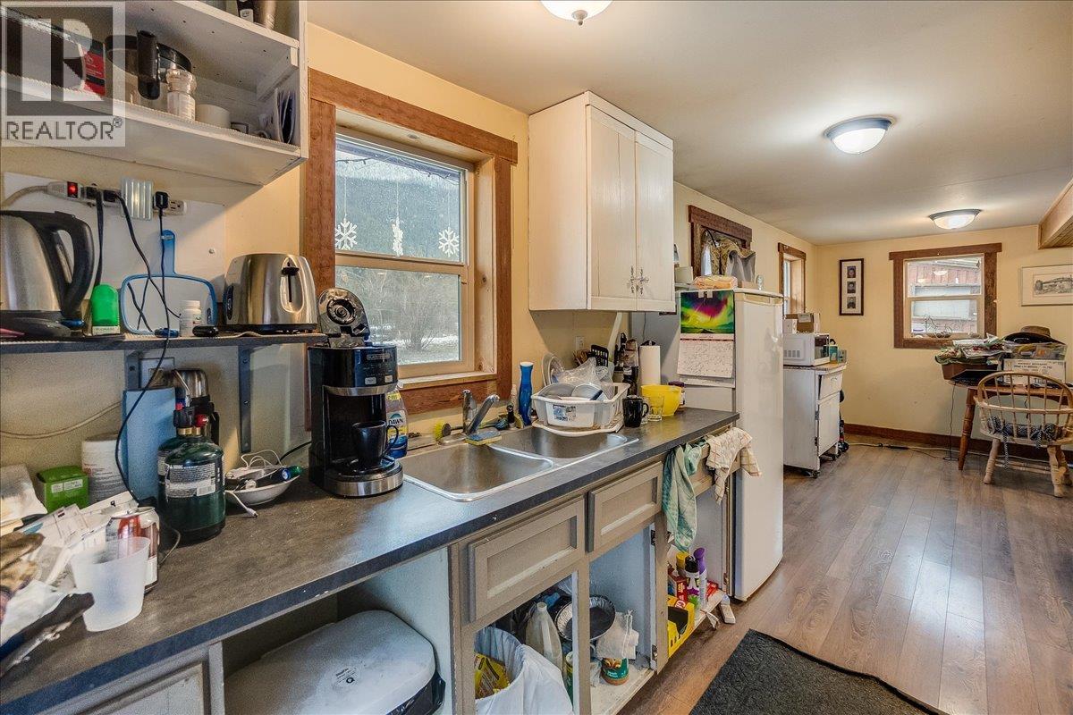 3918 Passmore Upper Road, Passmore, British Columbia  V0G 2J0 - Photo 81 - 10373029