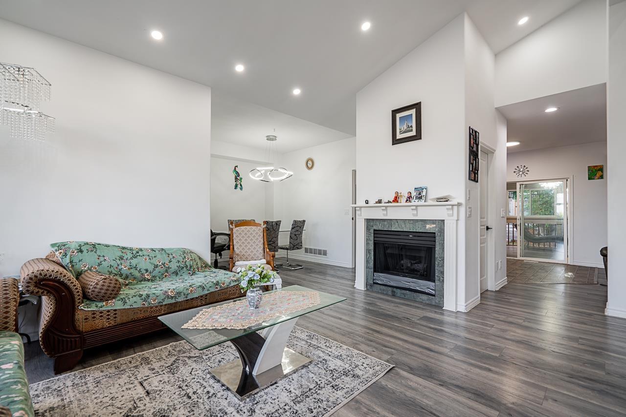 14616 75a Avenue, Surrey, British Columbia  V3S 8Y5 - Photo 10 - R3075629