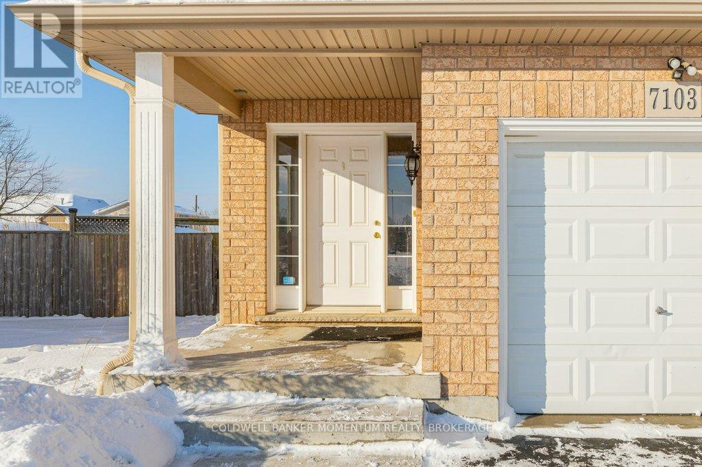 7103 Brittany Court, Niagara Falls, Ontario  L2H 3N6 - Photo 5 - X12729934