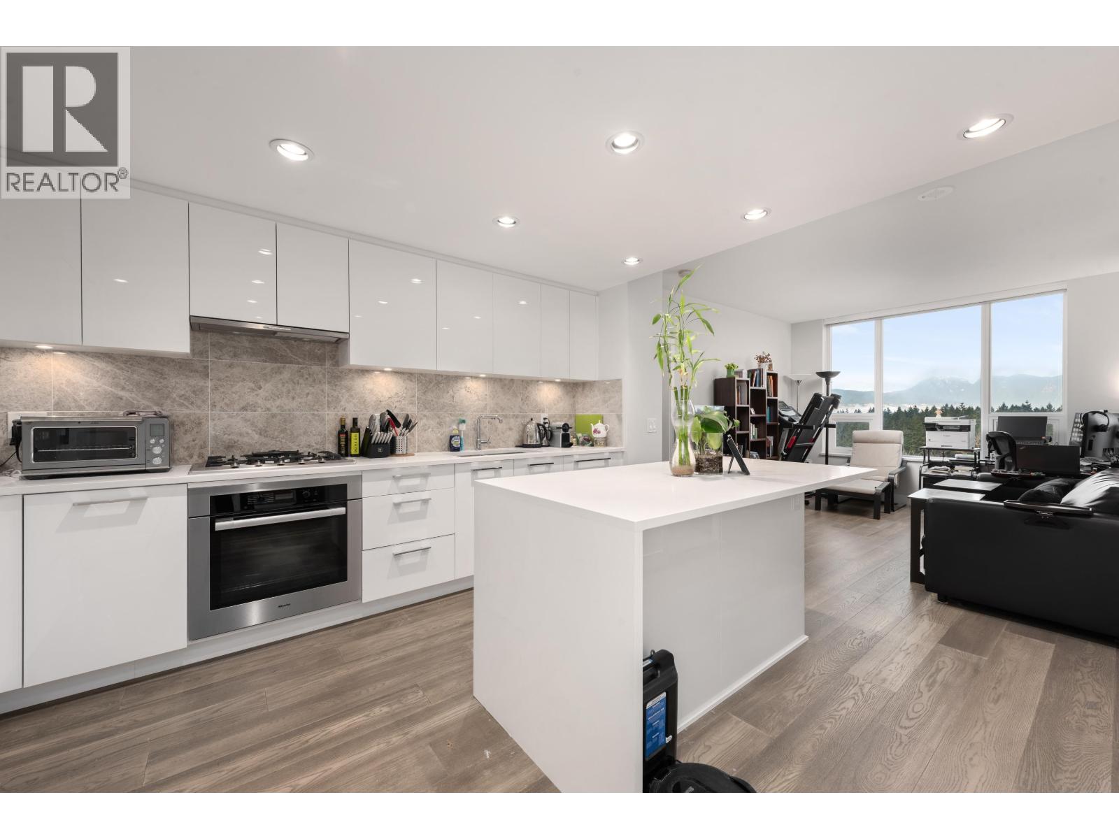 1303 5410 Shortcut Road, Vancouver, British Columbia  V6T 0C8 - Photo 3 - R3082955