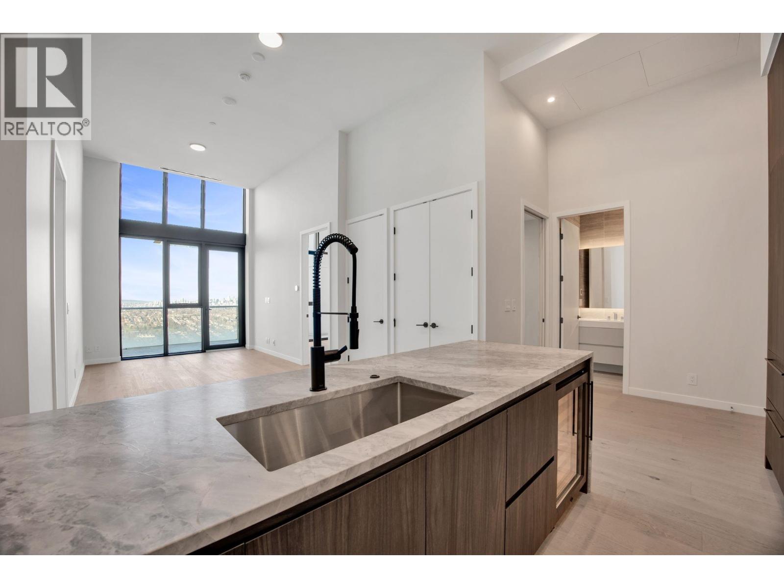 5105 2186 Gilmore Avenue, Burnaby, British Columbia  V5C 0N7 - Photo 4 - R3082975