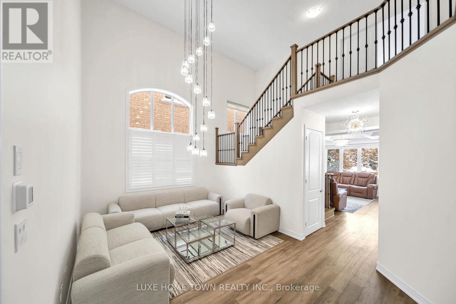 136 Harpin Way E, Centre Wellington, Ontario  N1M 0G9 - Photo 10 - X12729264