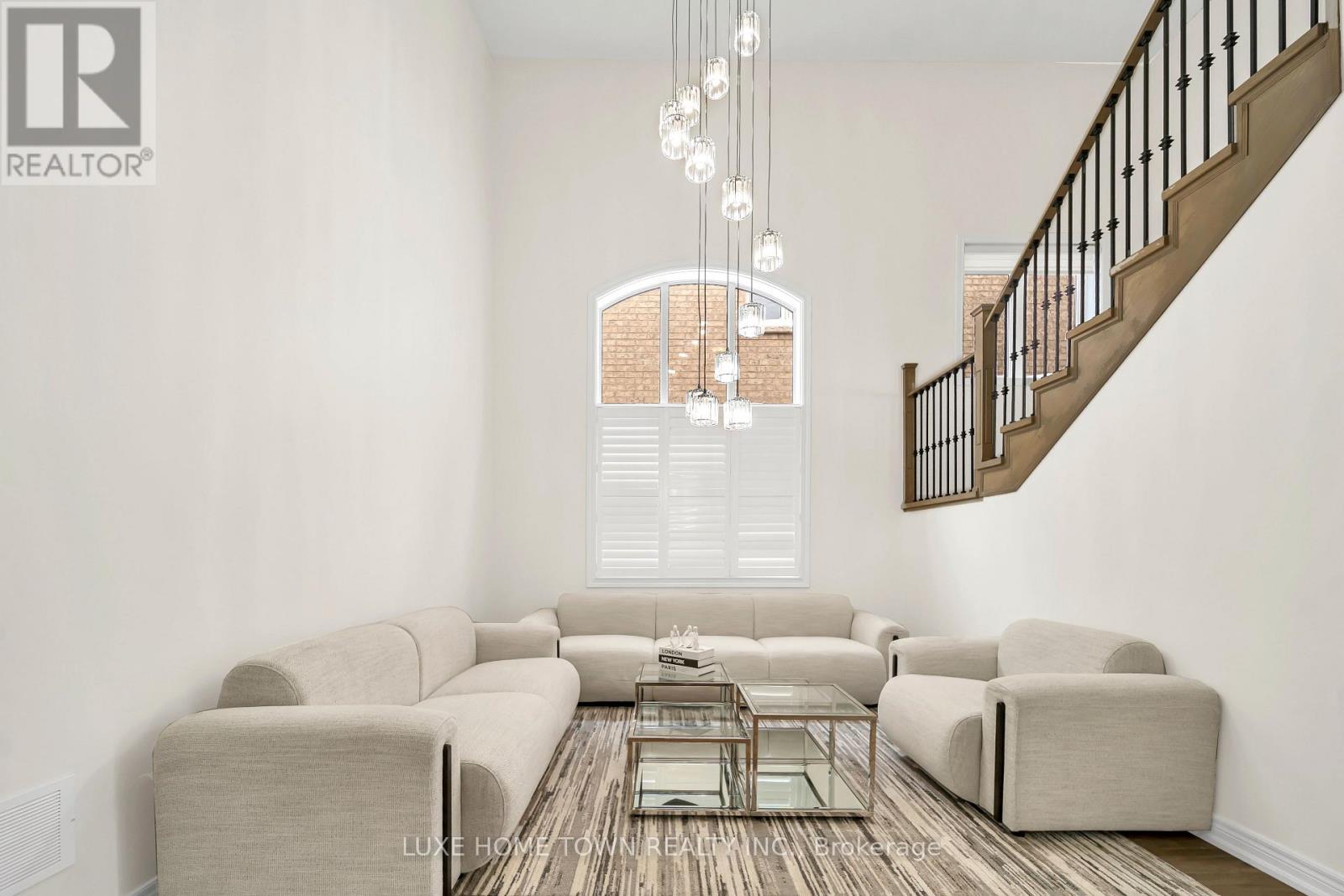 136 Harpin Way E, Centre Wellington, Ontario  N1M 0G9 - Photo 11 - X12729264