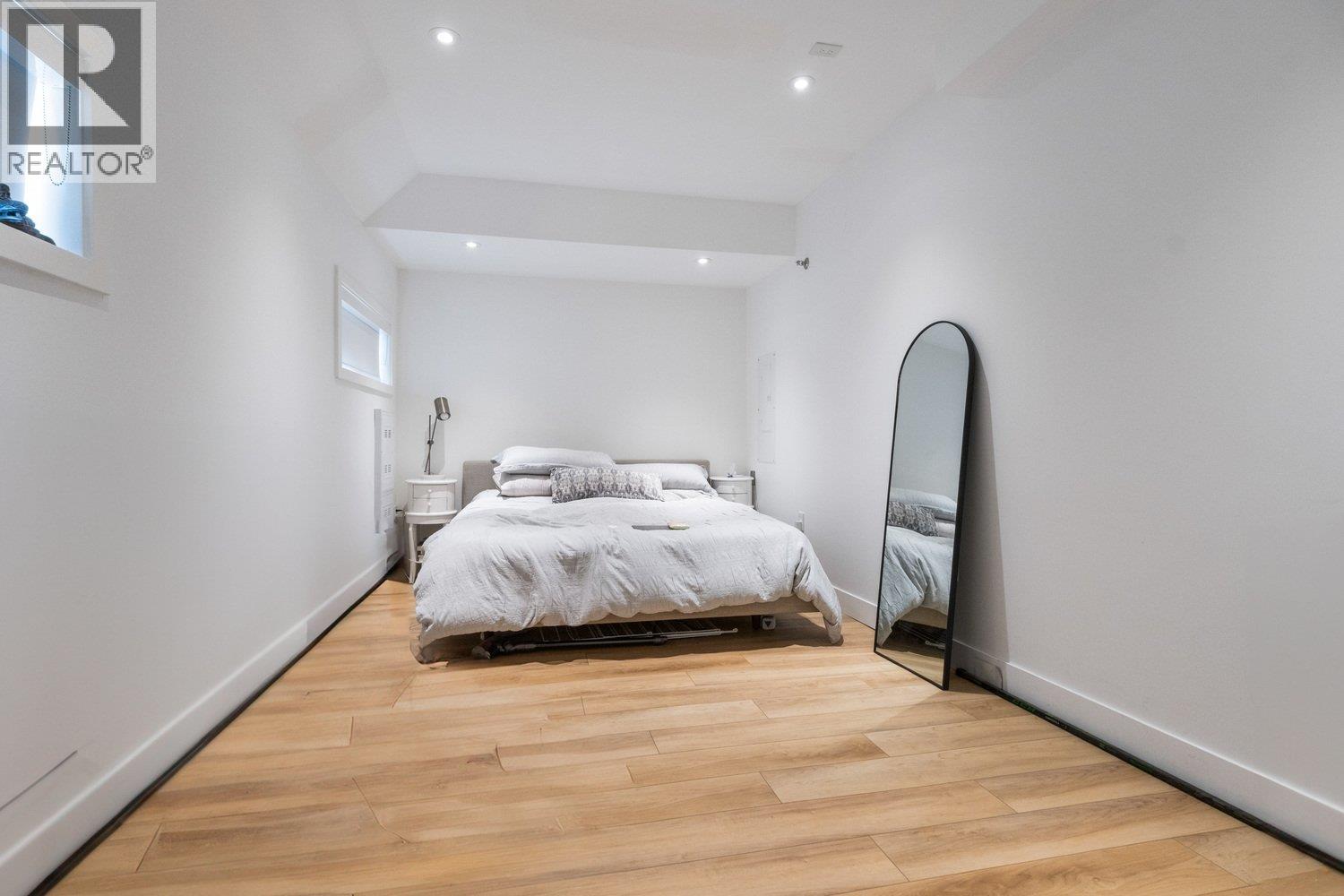 720 E 30th Avenue, Vancouver, British Columbia V5V 2V9 - Photo 10 - R3082958