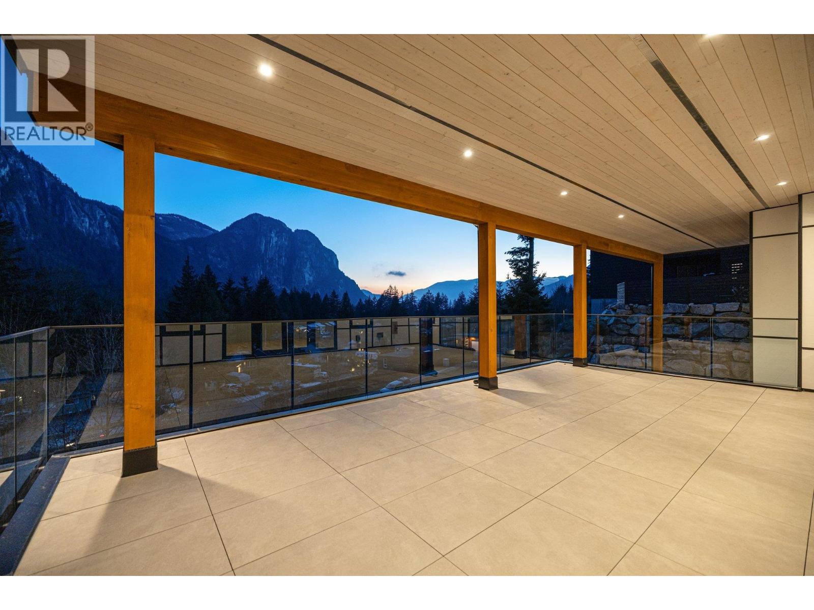 2216 Windsail Place, Squamish, British Columbia  V8B 0T6 - Photo 37 - R3082966