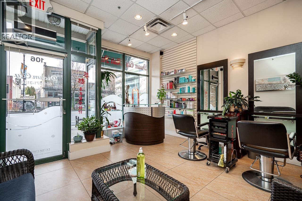 106 W Esplanade, North Vancouver, British Columbia  V7M 1A2 - Photo 5 - C8075525