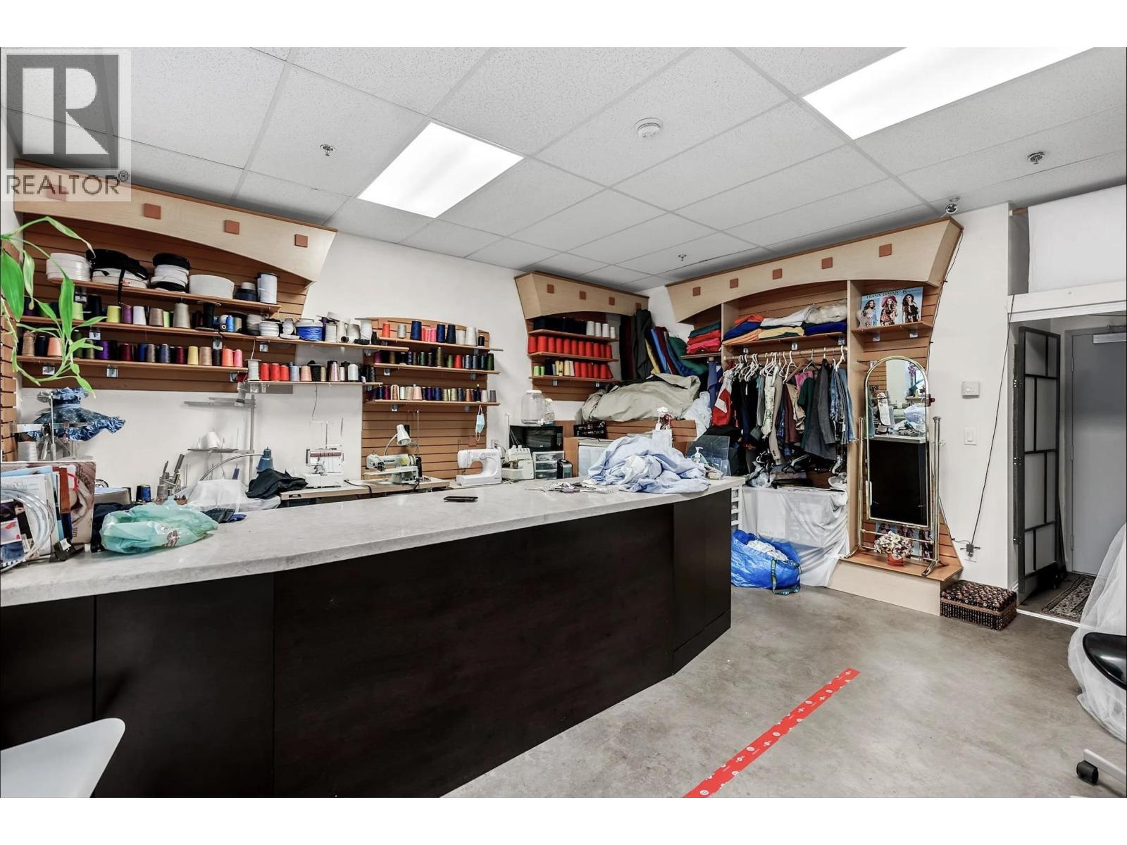 857 W 15th Street, North Vancouver, British Columbia  V7P 1M5 - Photo 38 - C8075526