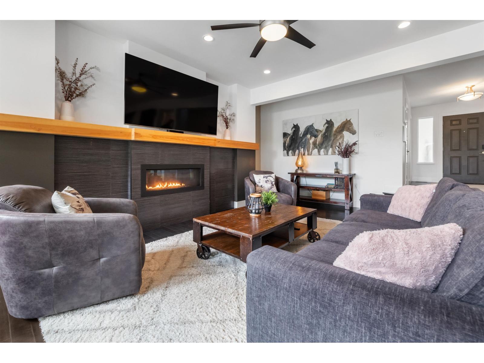 18256 57a Avenue, Surrey, British Columbia  V3S 6E5 - Photo 5 - R3082904