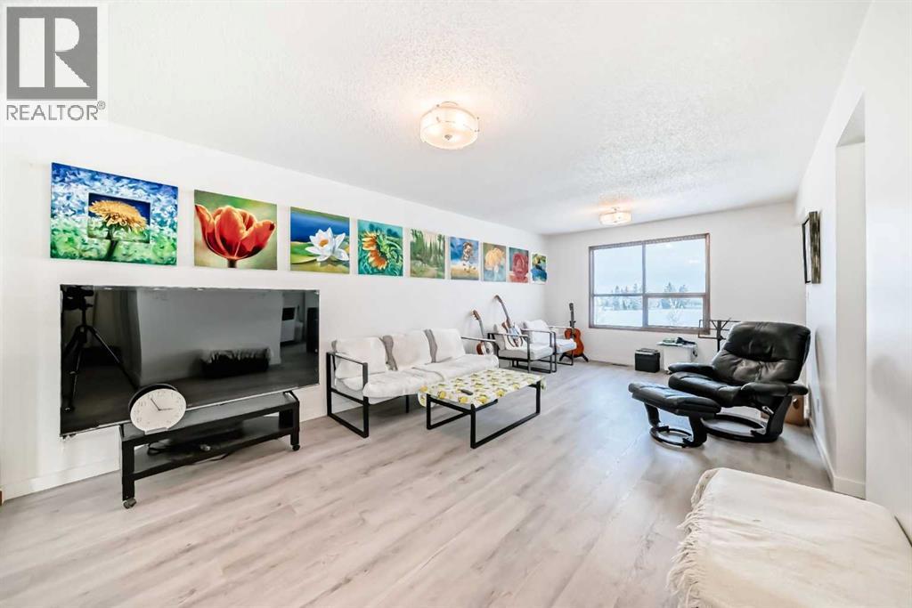 11, 1011 Canterbury Drive Sw, Calgary, Alberta  T2W 2S8 - Photo 1 - A2281487