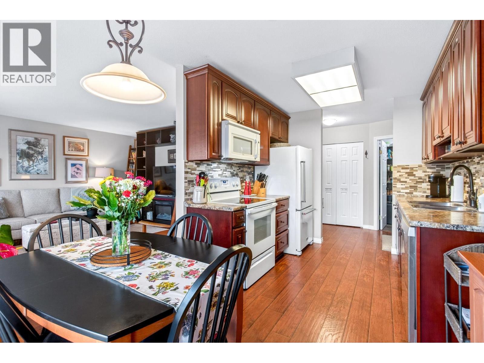 50 12296 224th Street, Maple Ridge, British Columbia  V2X 0M2 - Photo 11 - R3081359