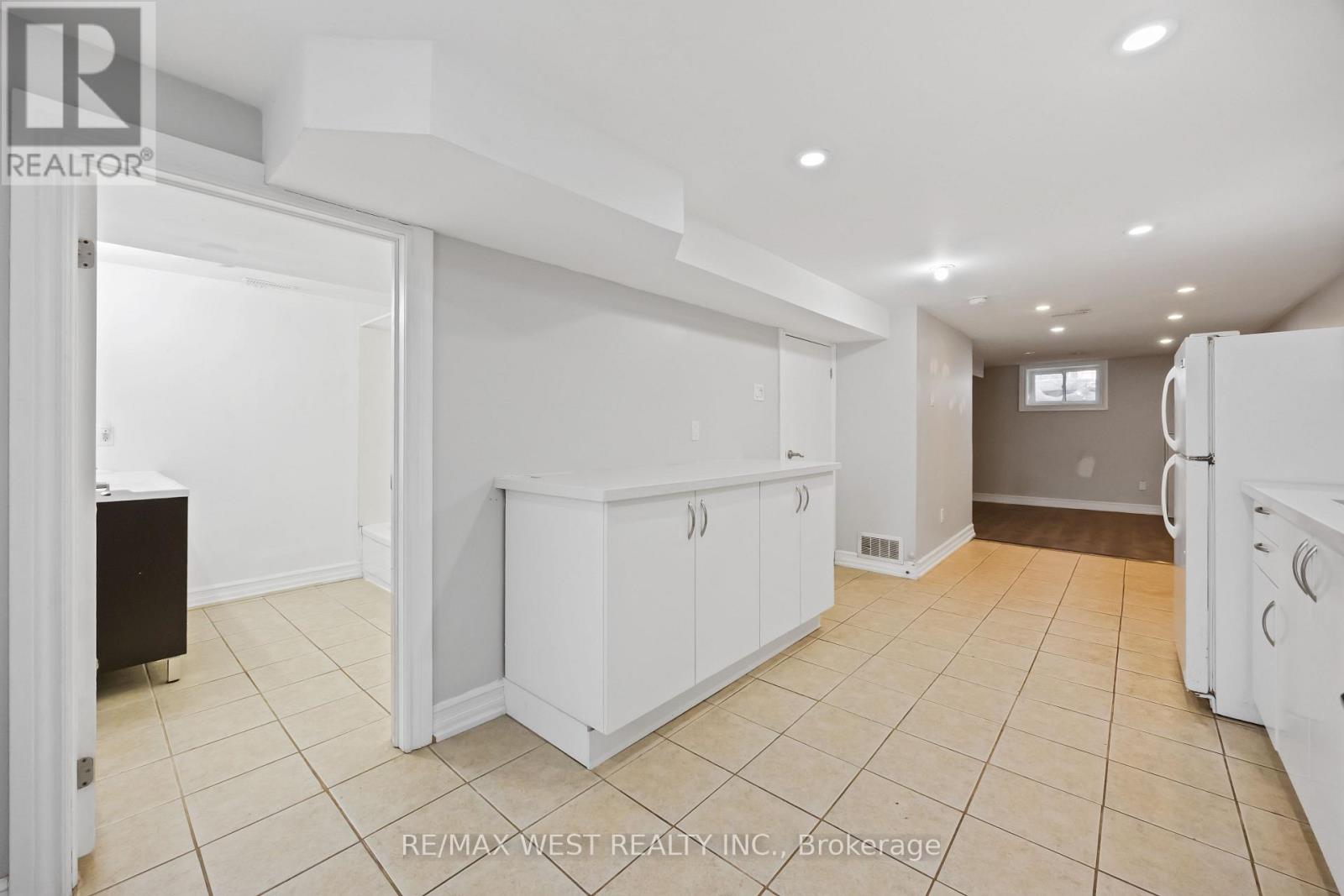 Lower Level - 2440 King Road, King, Ontario  L7B 1J7 - Photo 12 - N12729928