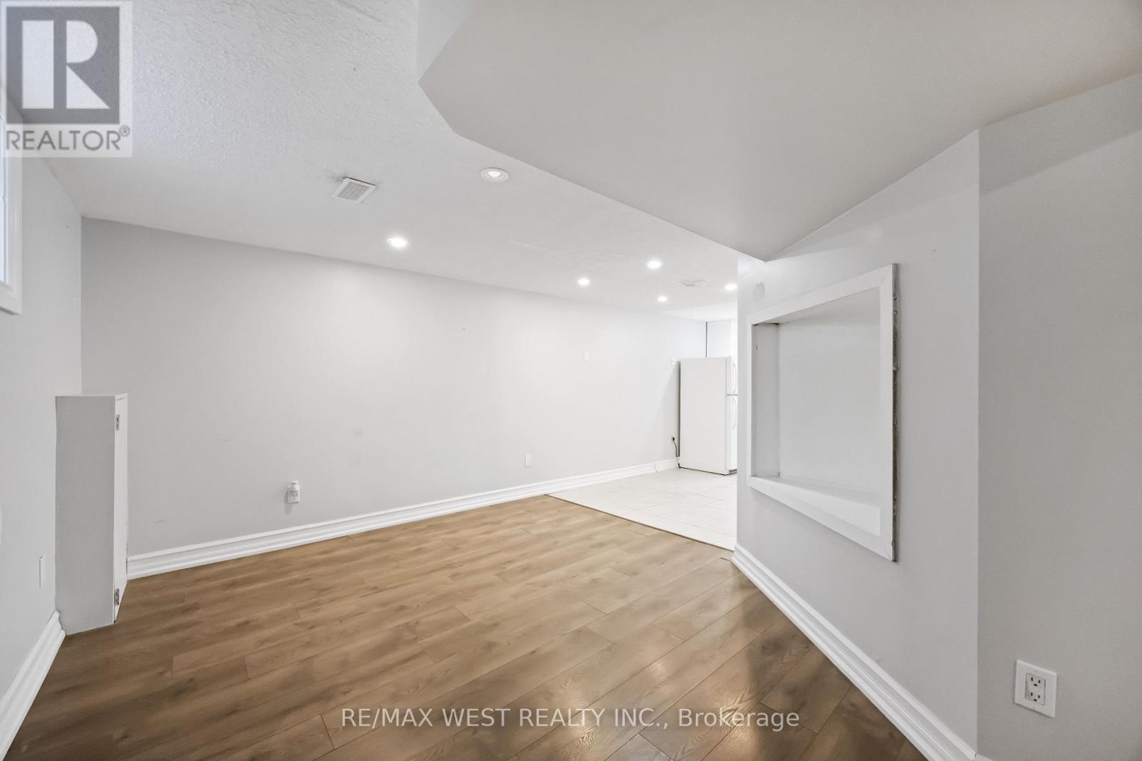 Lower Level - 2440 King Road, King, Ontario  L7B 1J7 - Photo 19 - N12729928