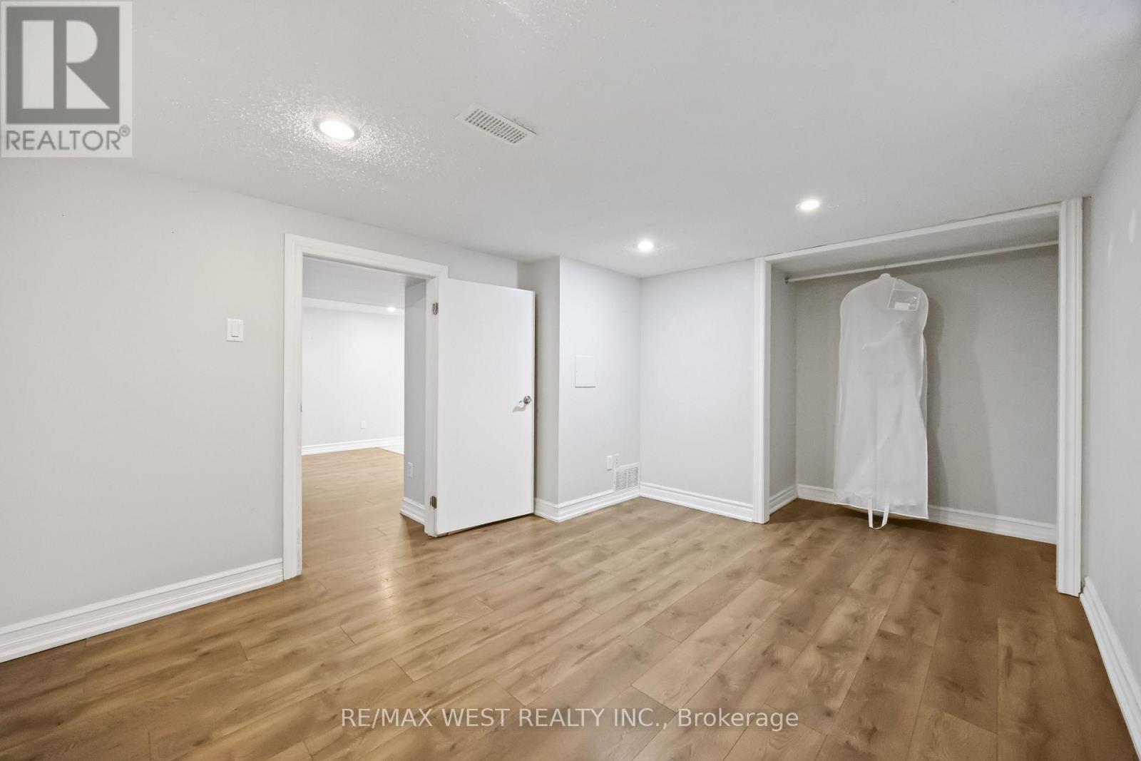 Lower Level - 2440 King Road, King, Ontario  L7B 1J7 - Photo 23 - N12729928