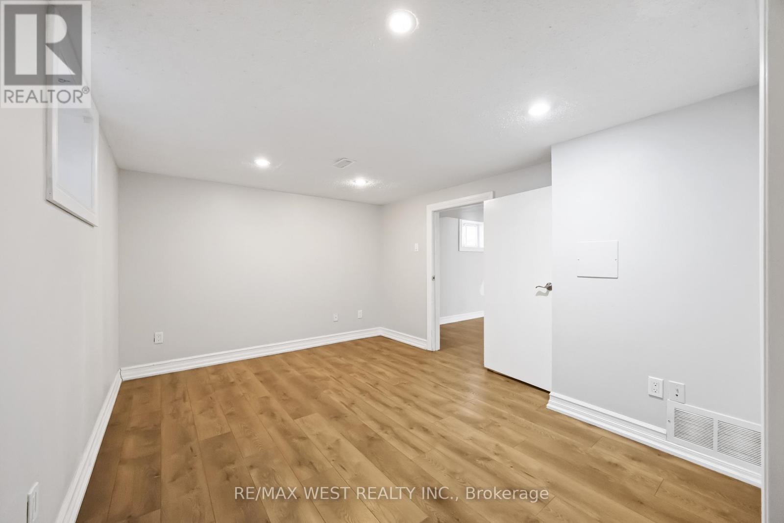 Lower Level - 2440 King Road, King, Ontario  L7B 1J7 - Photo 24 - N12729928