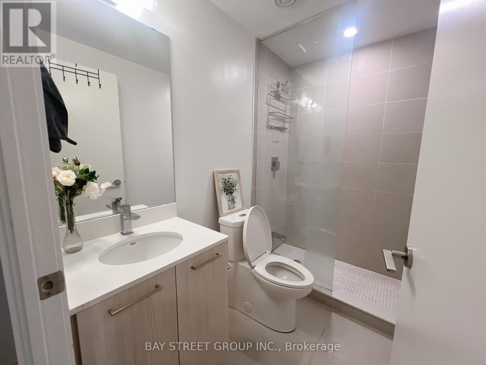 2502 - 65 Mutual Street, Toronto, Ontario  M5B 2A9 - Photo 5 - C12682900