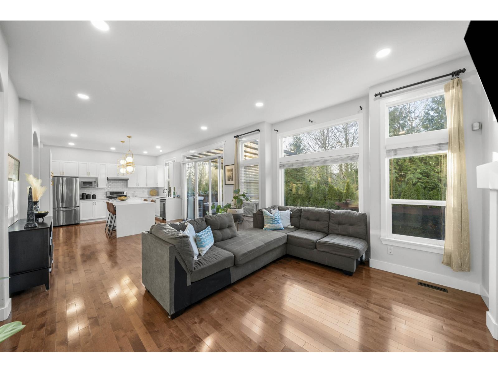 7339 200a Street, Langley, British Columbia  V2Y 3G5 - Photo 12 - R3083043