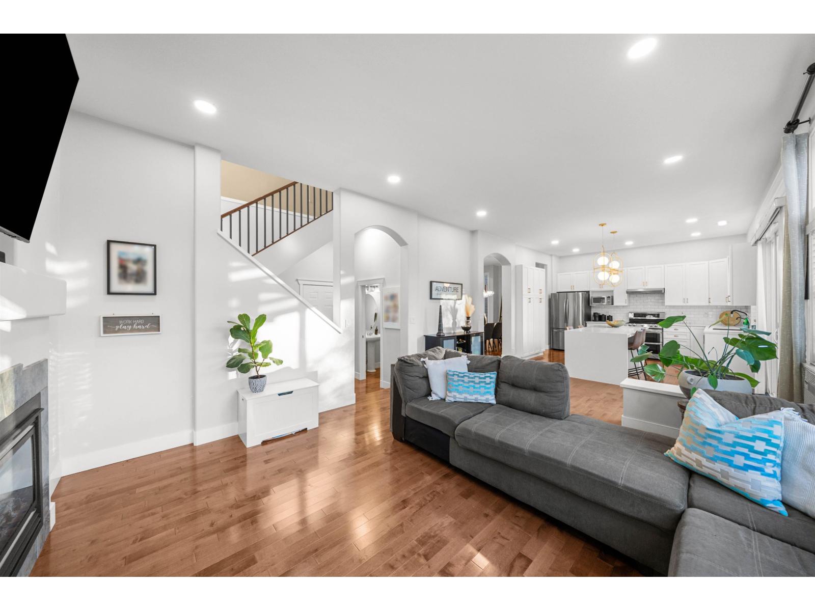 7339 200a Street, Langley, British Columbia  V2Y 3G5 - Photo 14 - R3083043