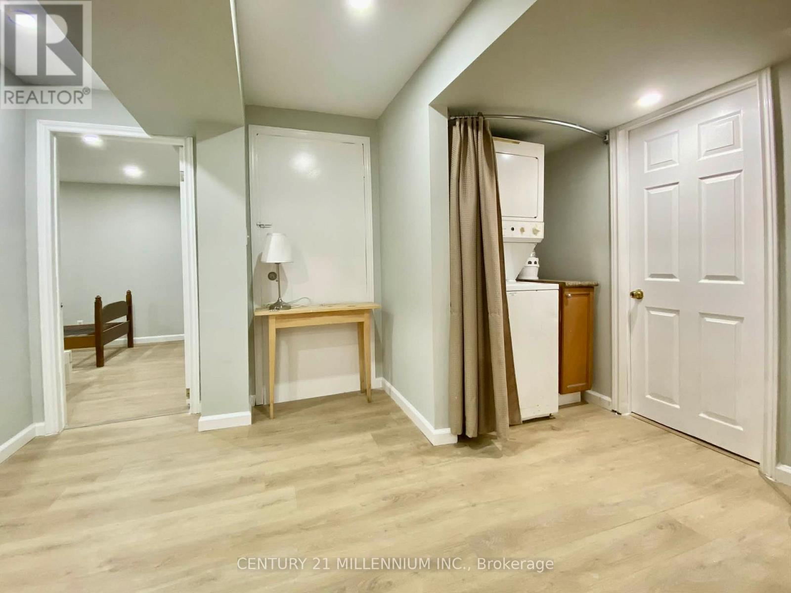 248 Howard Crescent, Orangeville, Ontario  L9W 4W6 - Photo 3 - W12729902