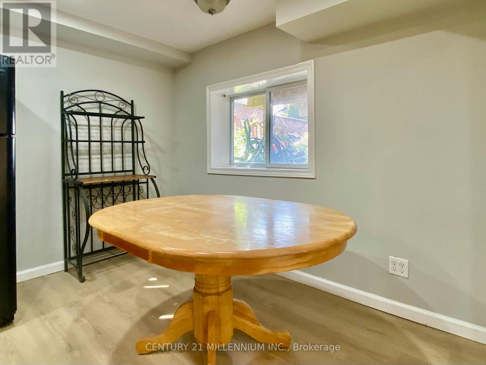 248 Howard Crescent, Orangeville, Ontario  L9W 4W6 - Photo 5 - W12729902