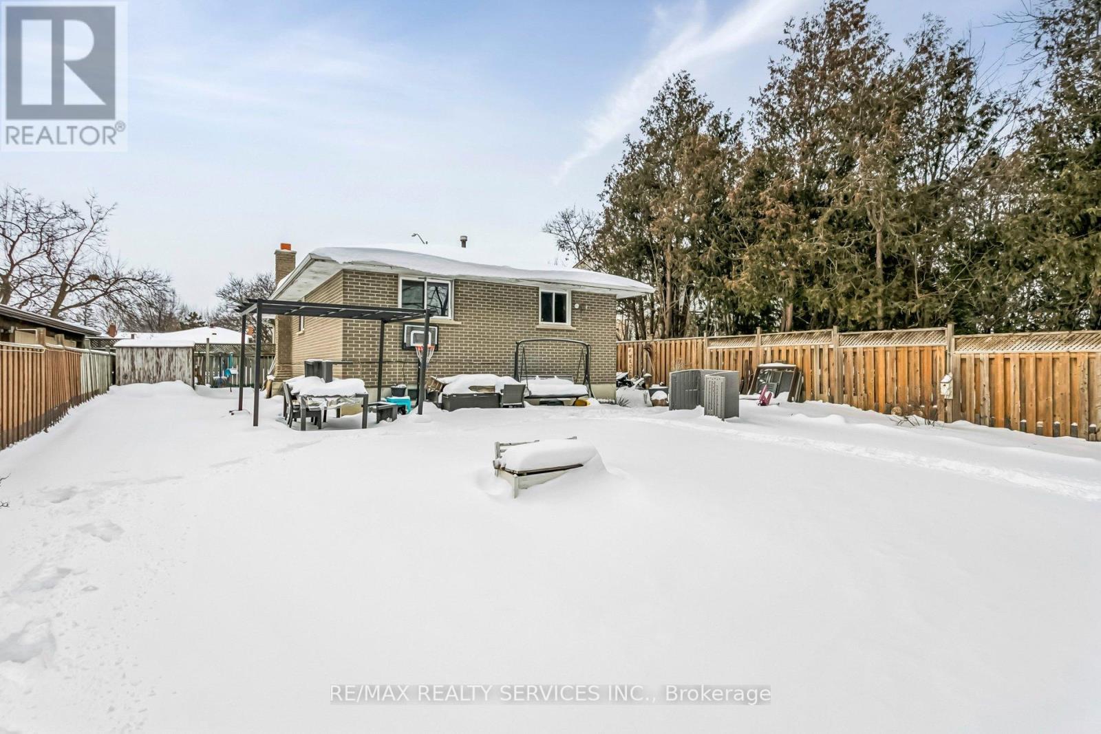 253 Vodden Street E, Brampton, Ontario  L6V 1N3 - Photo 43 - W12729916