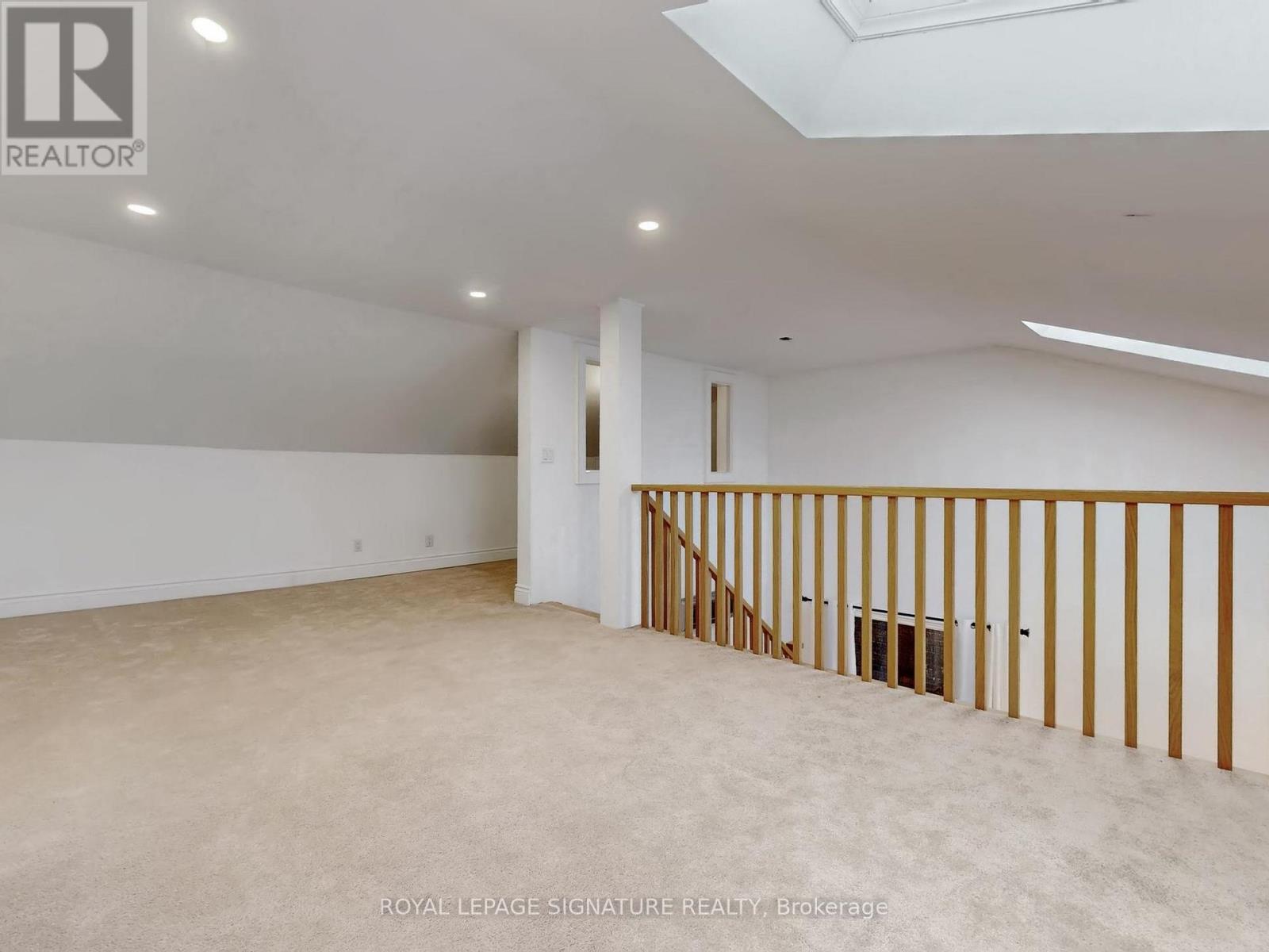 Upper - 117 Westmount Avenue, Toronto, Ontario  M6H 3K3 - Photo 14 - W12729946