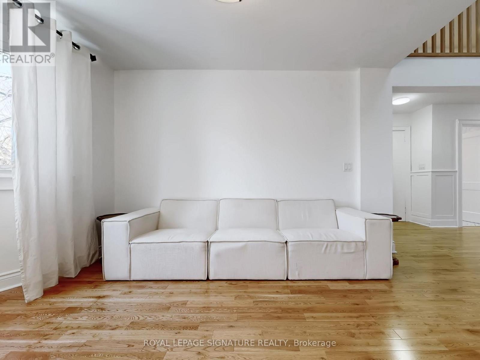 Upper - 117 Westmount Avenue, Toronto, Ontario  M6H 3K3 - Photo 5 - W12729946