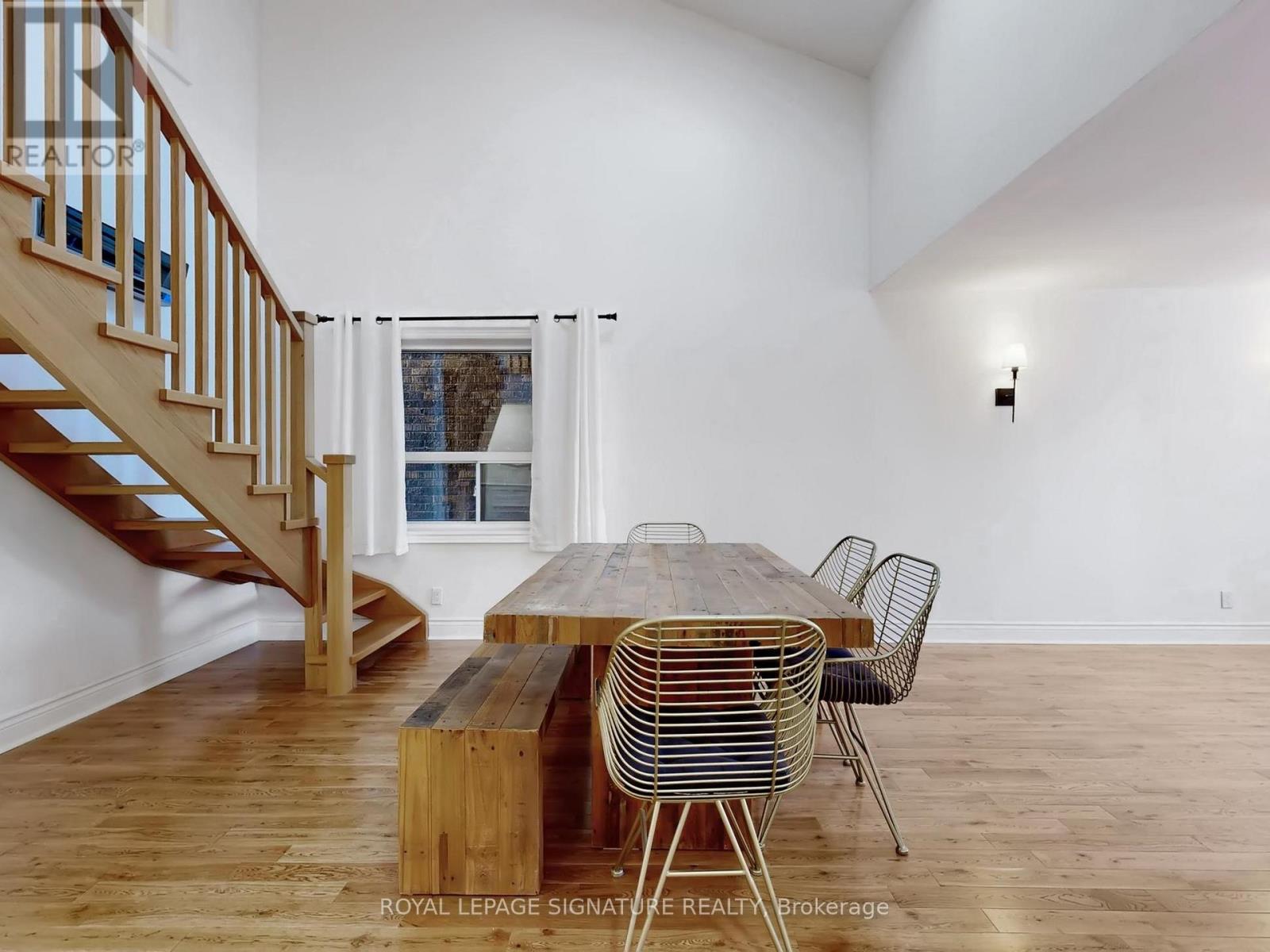 Upper - 117 Westmount Avenue, Toronto, Ontario  M6H 3K3 - Photo 8 - W12729946