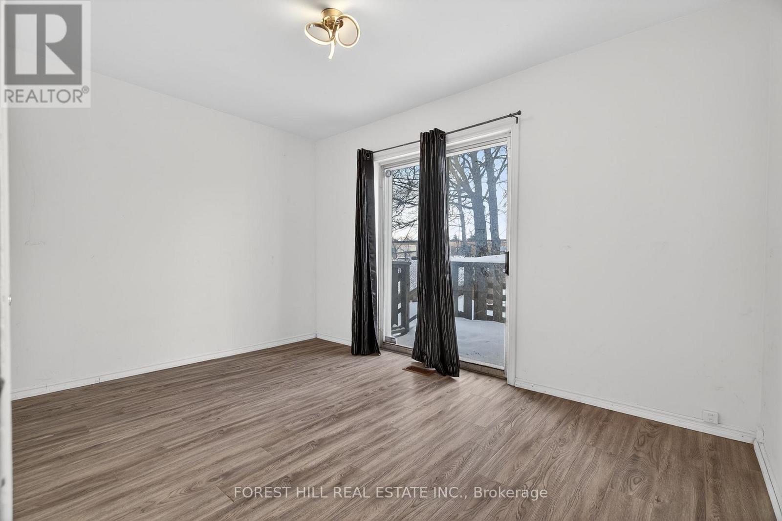 21 Caulfield Road, Toronto, Ontario  M9W 1X1 - Photo 9 - W12729948