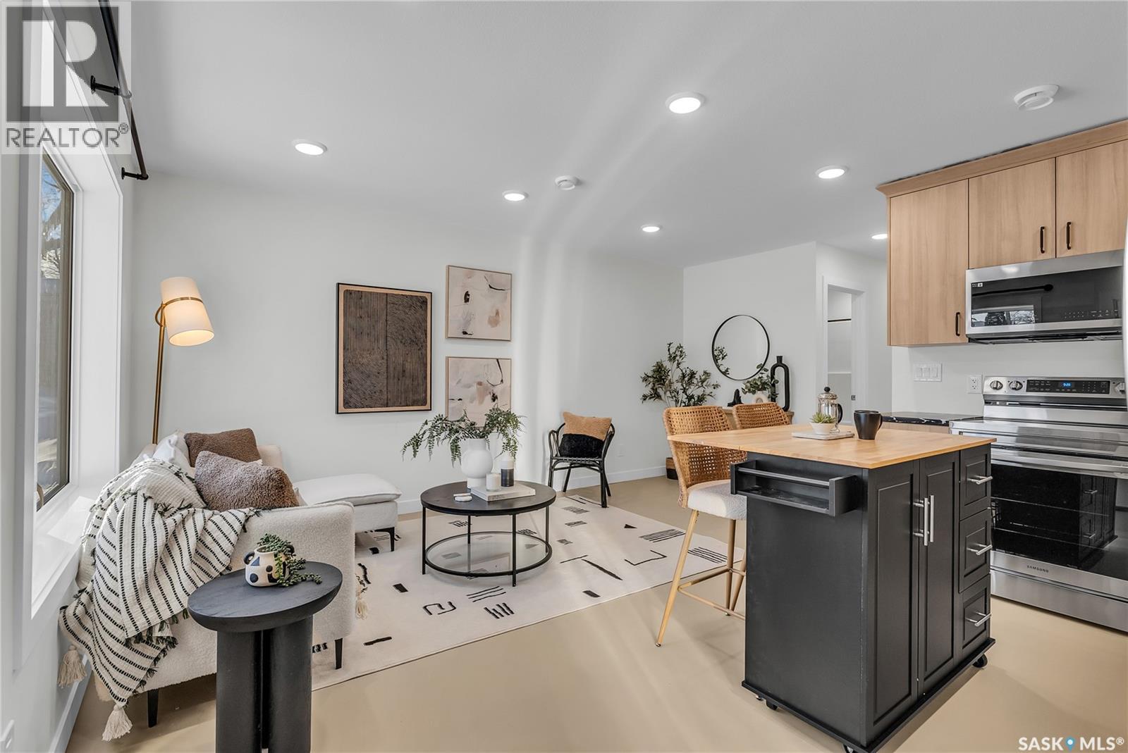 206 F Avenue N, Saskatoon, Saskatchewan  S7L 1W1 - Photo 9 - SK027399