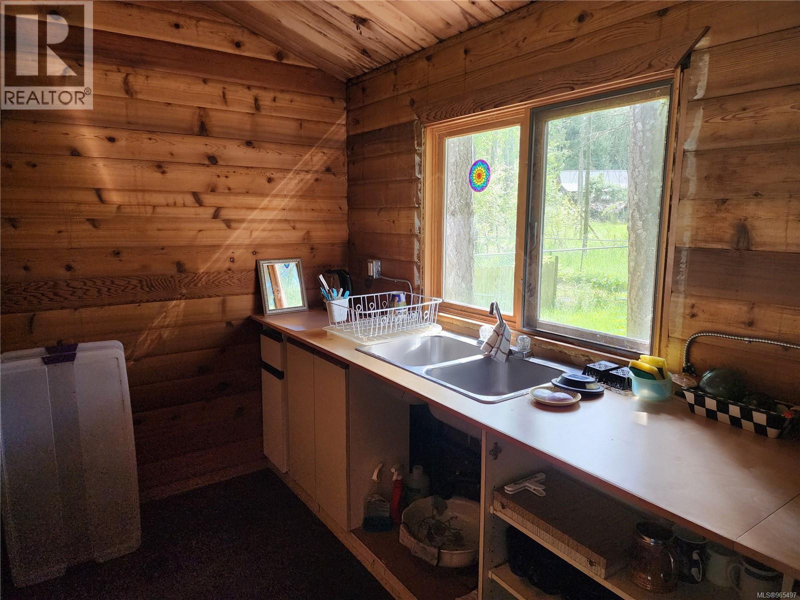 605 South Rd, Gabriola Island, British Columbia  V0R 1X3 - Photo 4 - 965497