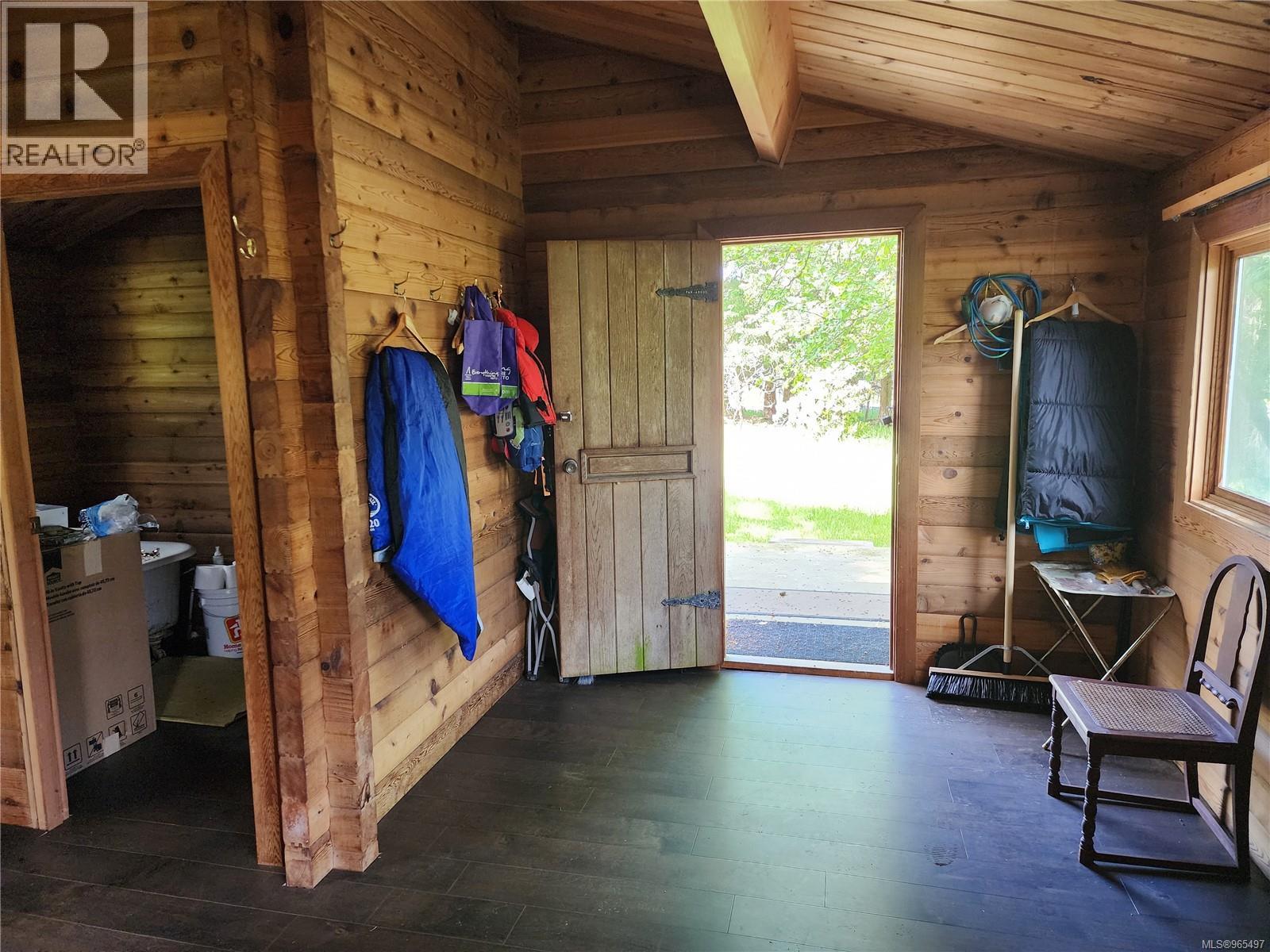 605 South Rd, Gabriola Island, British Columbia  V0R 1X3 - Photo 6 - 965497