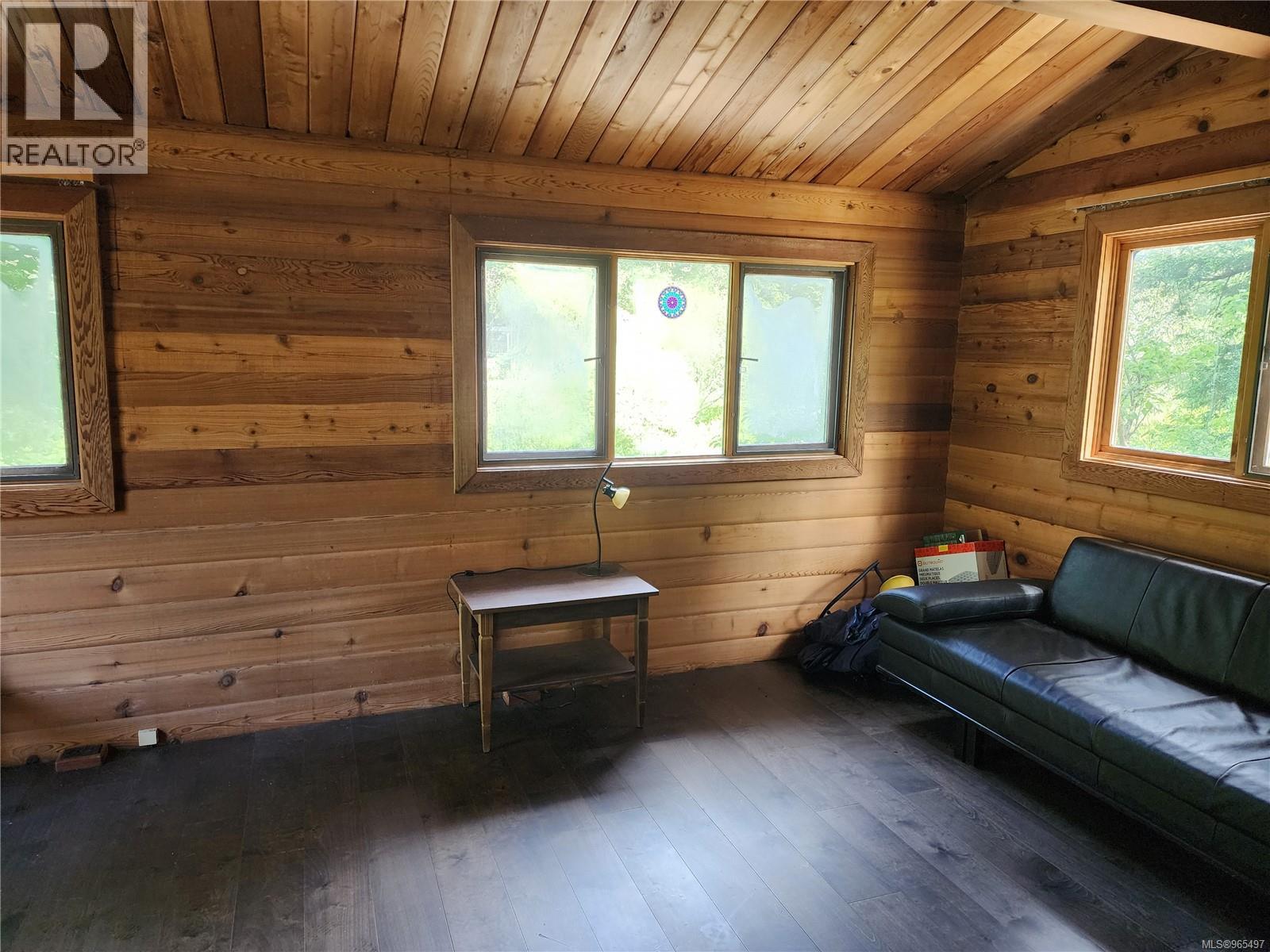 605 South Rd, Gabriola Island, British Columbia  V0R 1X3 - Photo 5 - 965497