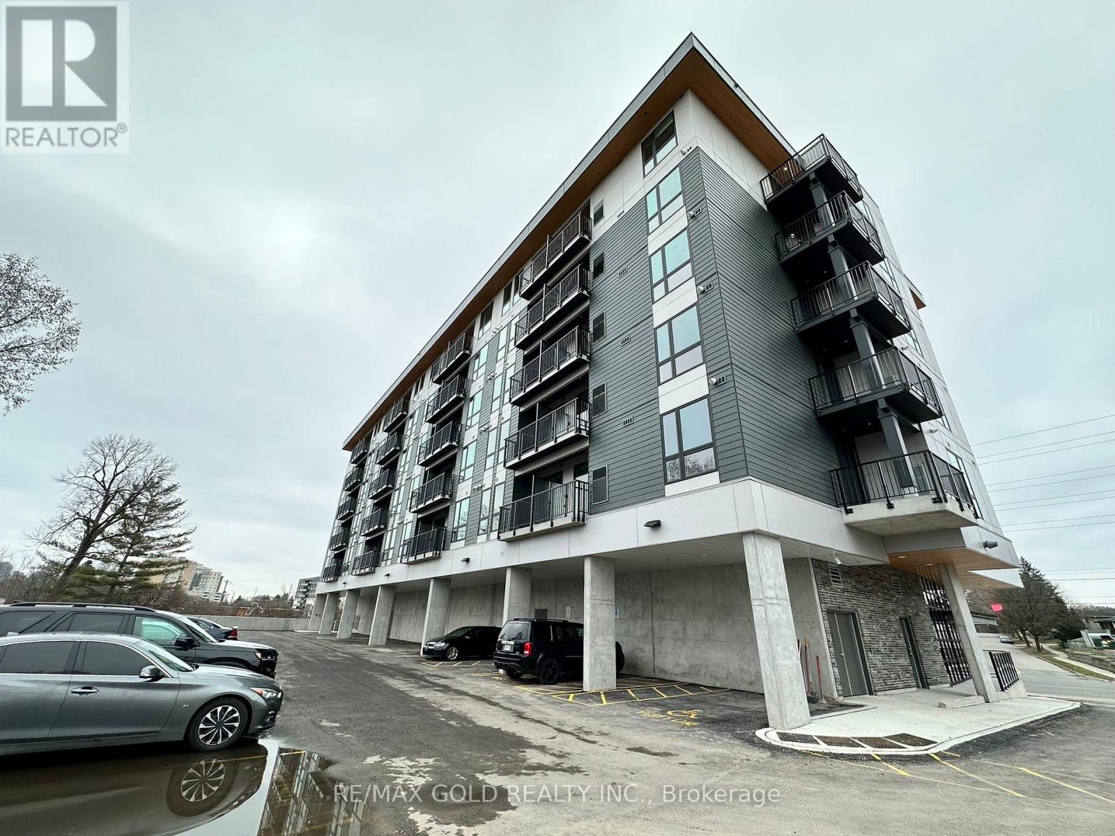 605 - 312 Erb Street W, Waterloo, Ontario  N2L 1W3 - Photo 7 - X12729908