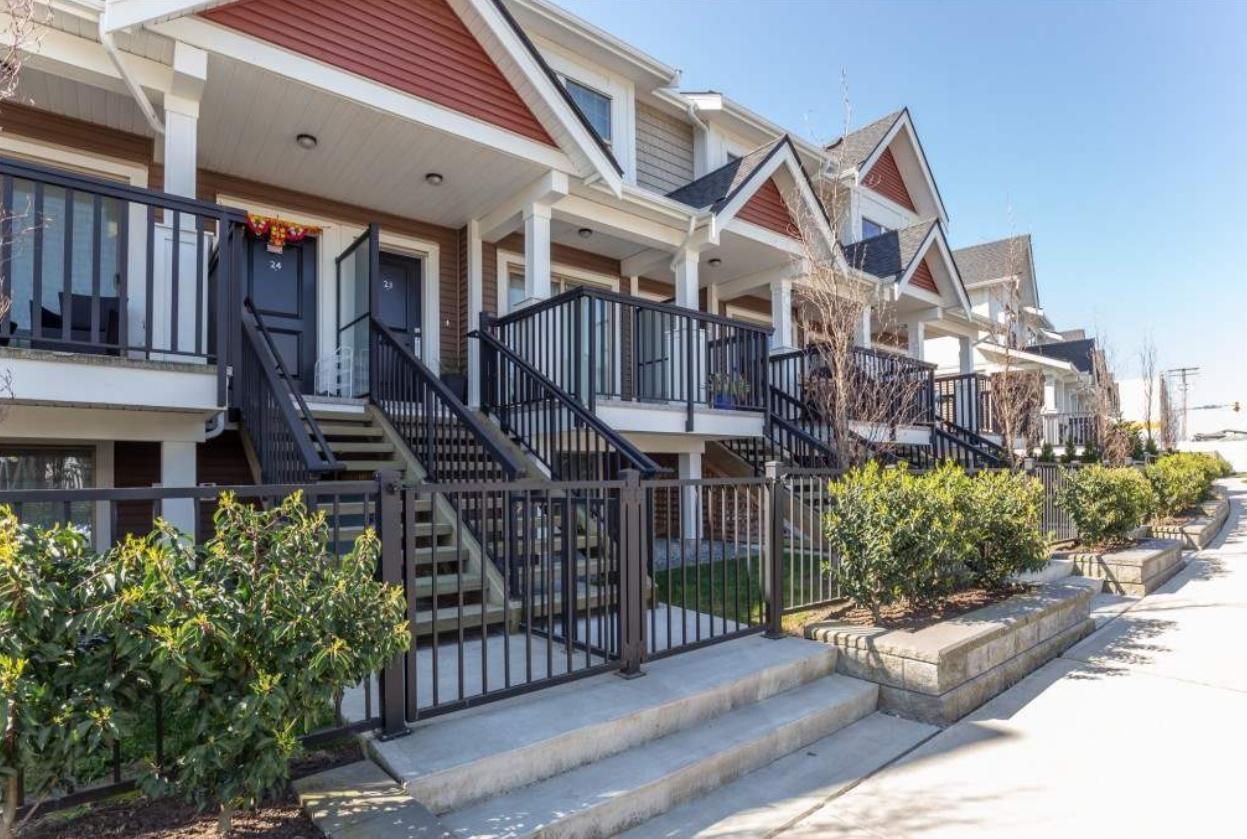 24 2799 Allwood Street, Abbotsford, British Columbia  V2T 0J2 - Photo 1 - R3081610