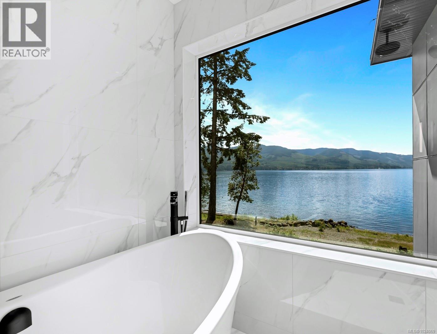 8394 Sa-Seen-Os Rd, Youbou, British Columbia  V0R 3E1 - Photo 31 - 1024069