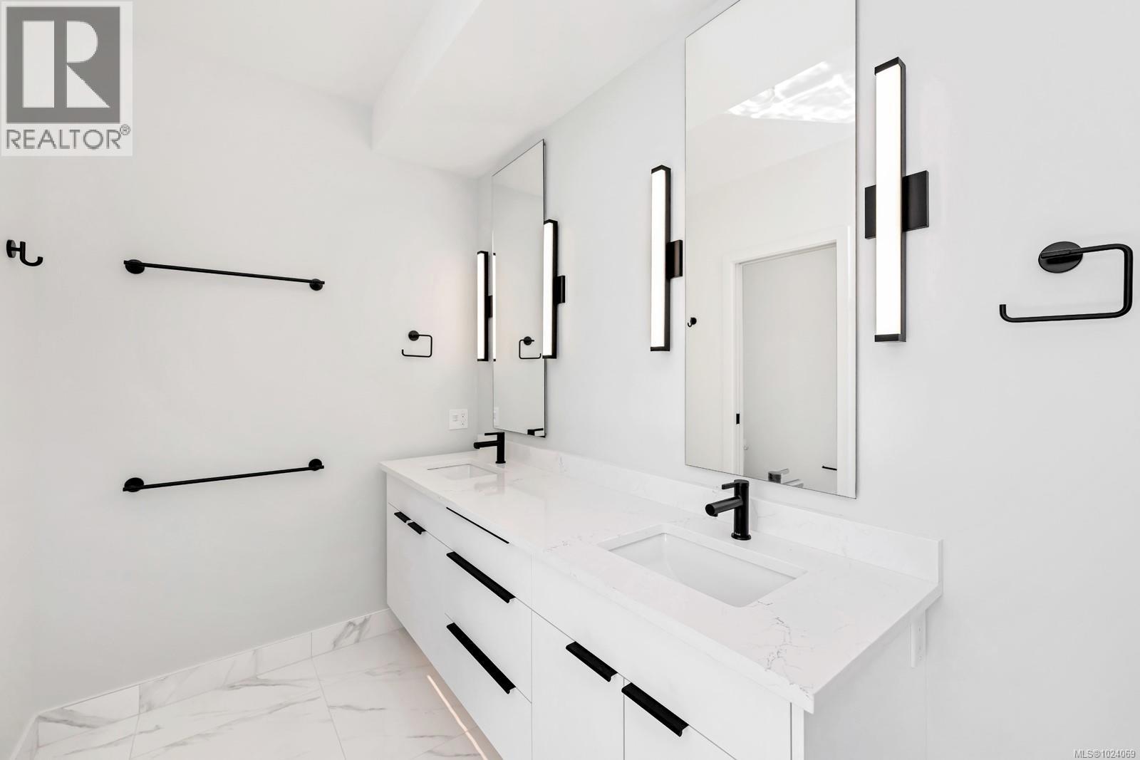 8394 Sa-Seen-Os Rd, Youbou, British Columbia  V0R 3E1 - Photo 32 - 1024069