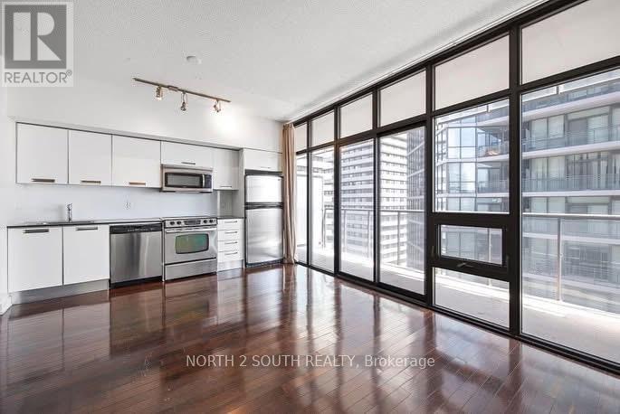 3309 - 33 Charles Street E, Toronto, Ontario  M4Y 1R9 - Photo 3 - C12729306