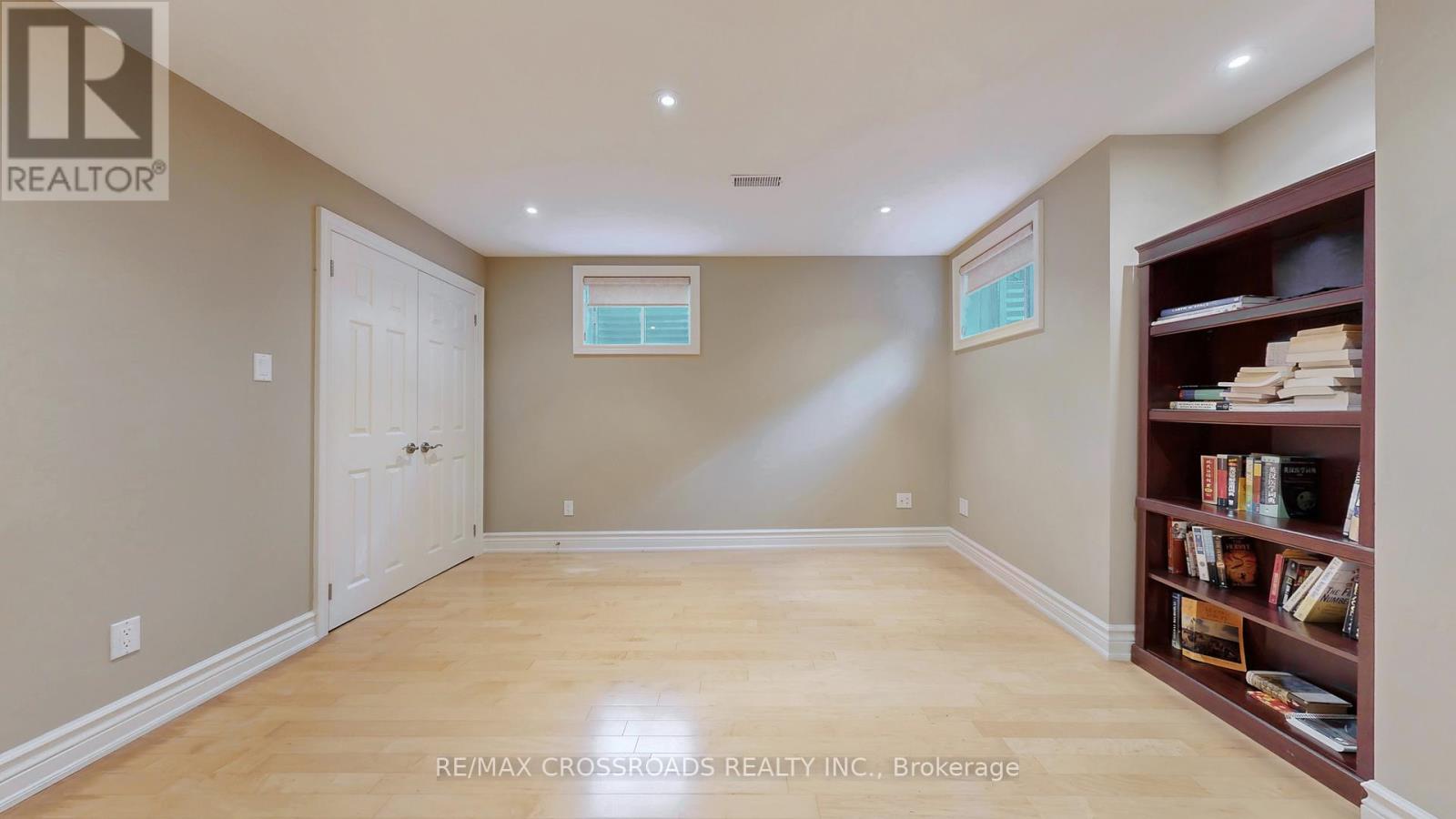 8 Roberson Drive, Ajax, Ontario  L1T 3Y6 - Photo 37 - E12712092