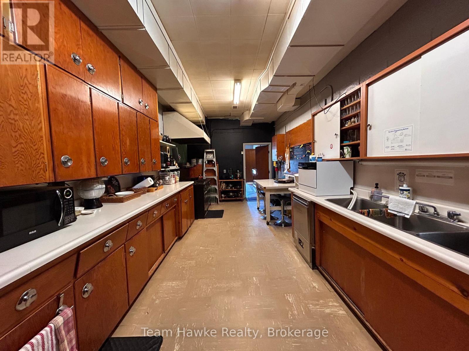 Main Floor - 518 Dominion Avenue, Midland, Ontario  L4R 1P8 - Photo 13 - S12730086