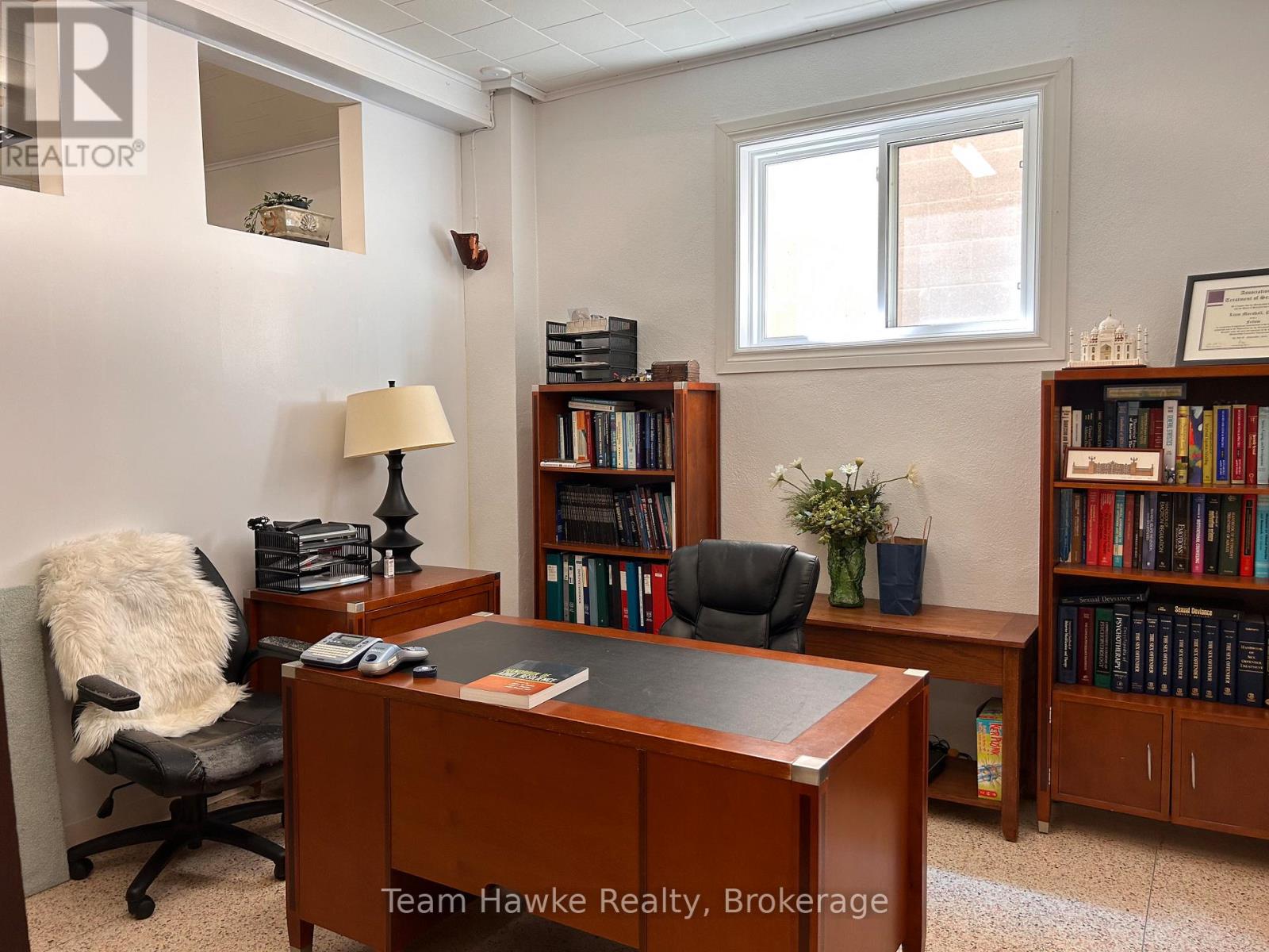 Main Floor - 518 Dominion Avenue, Midland, Ontario  L4R 1P8 - Photo 6 - S12730086