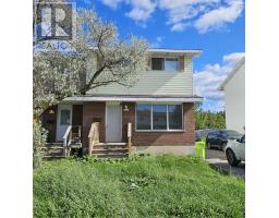 10 Copernicus DR, Sault Ste. Marie, Ontario